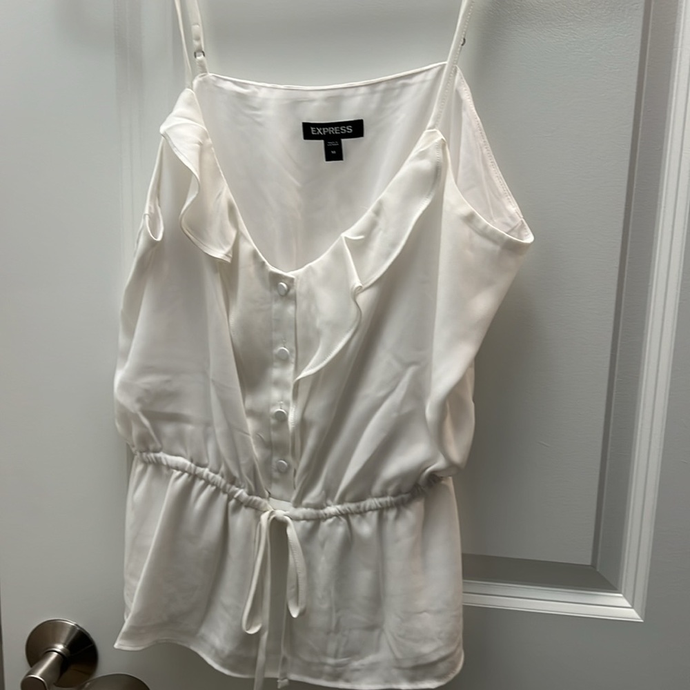 White top - Picture 3 of 6